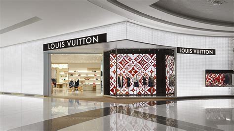 louis vuitton dubai online shopping|louis vuitton uae online store.